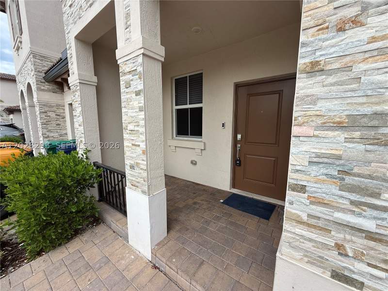 4 bedroom Townhouse at 12856 NW 22nd Pl 12856, Golf Park Sec 1, Miami — photo 5