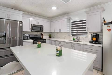 12100 SW 181st Ter, Miami FL - photo 15 of 43