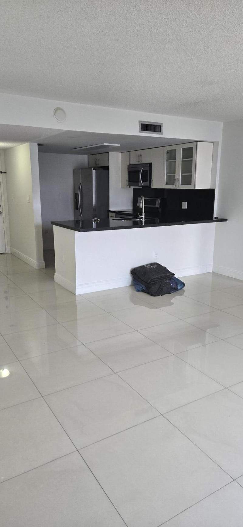 2 bedroom Condominium at 1300 NE Miami Gardens Drive 901e, Wilshire Condo, Miami — photo 5