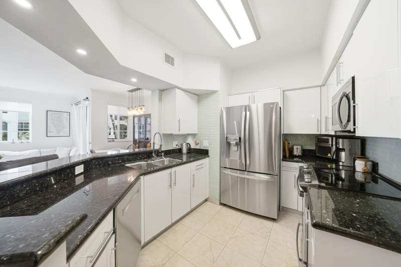 2 bedroom Condominium at 3145 NE 184th Street 5205, Village By The Bay Condo, Aventura — photo 5