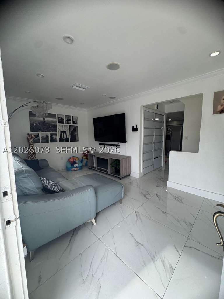 2 bedroom Condominium at 8430 NW 8th St B11, Midway Forest Condo, Miami — photo 3