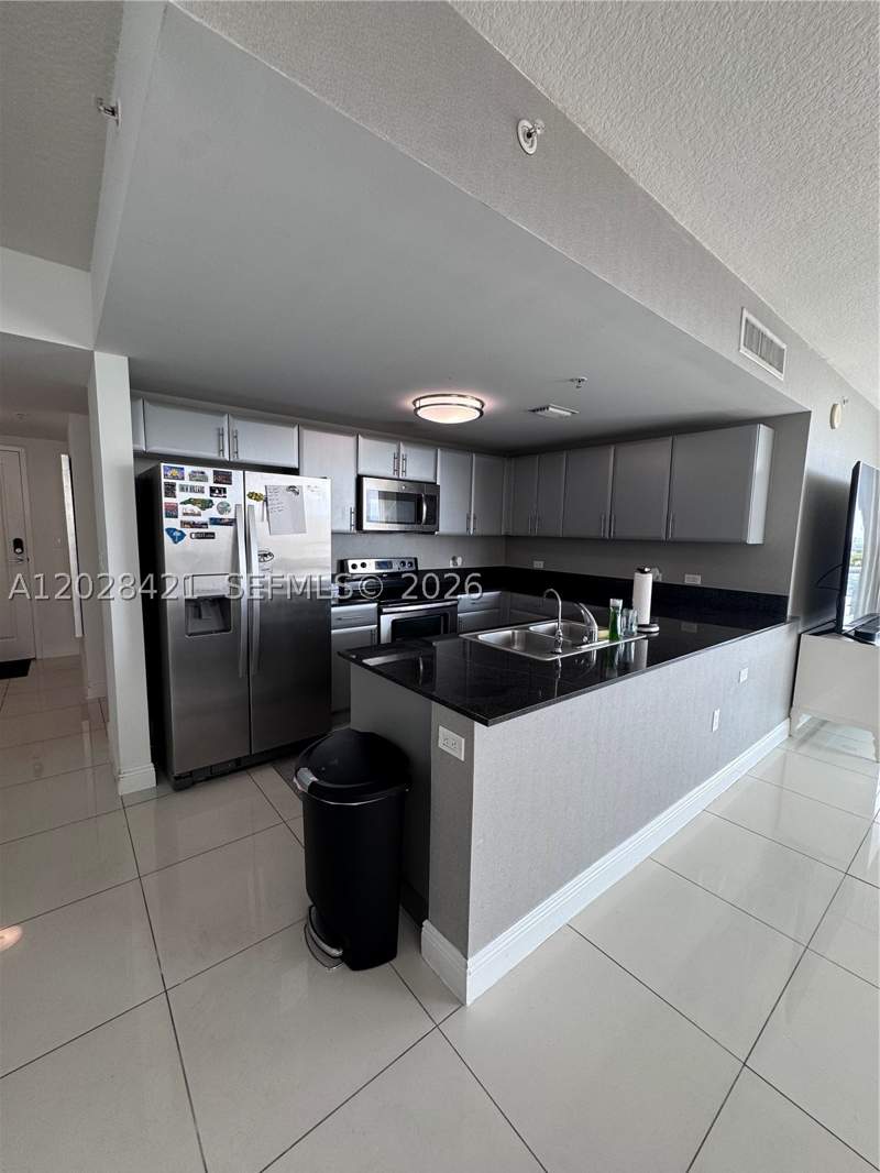 3 bedroom Condominium at 1861 NW S River Dr 906, Terrazas Riverpark Villag, Miami — photo 2