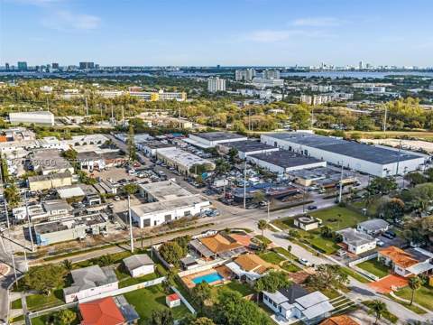 1365 NE 130th St, North Miami FL - photo 13 of 78