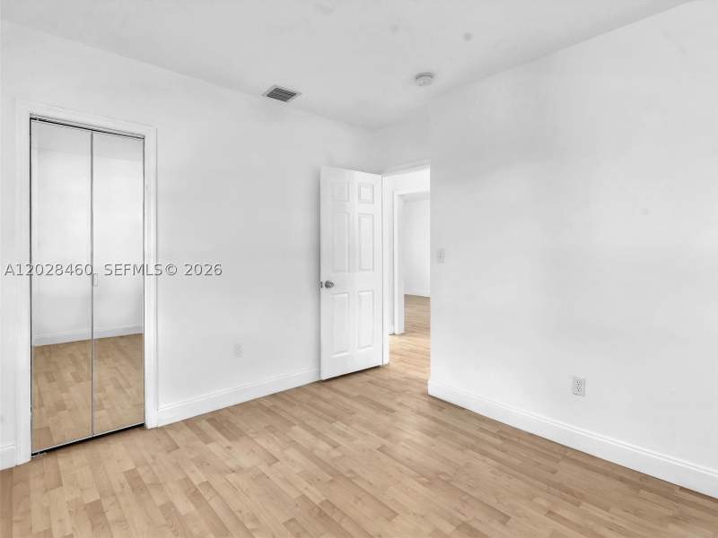 3 bedroom SingleFamilyResidence at 1365 NE 130th St, Kirkpatrick Sub, North Miami — photo 5