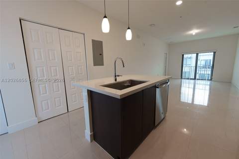 4745 NW 84th Ct 47, Doral FL - photo 7 of 74