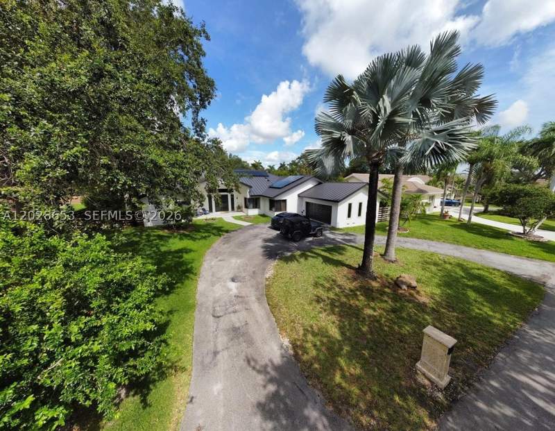 5 bedroom SingleFamilyResidence at 13324 SW 106th Ave, Cadeca Estates, Miami — photo 3
