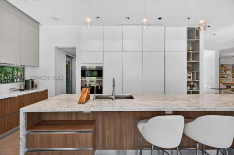 625 Curtiswood Dr, Key Biscayne FL - photo 8 of 48