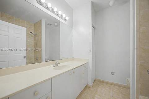 373 NE 26th Pl 102, Homestead FL - photo 12 of 17