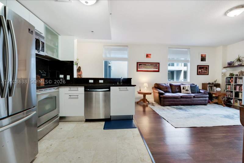 1 bedroom Condominium at 3339 Virginia Street 305, Lofts At Mayfair Condo, Miami — photo 4