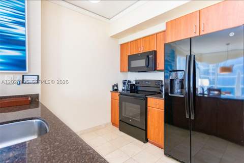 18001 Collins Ave 1414, Sunny Isles Beach FL - photo 13 of 31