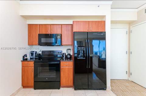 18001 Collins Ave 1414, Sunny Isles Beach FL - photo 14 of 31