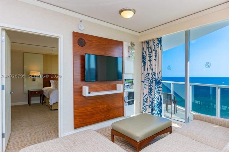 1 bedroom Condominium at 18001 Collins Ave 1414, Trump International Sones, Sunny Isles Beach — photo 5