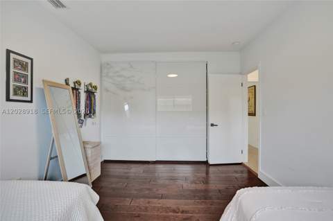18641 NE 21st Ave, Miami FL - photo 16 of 66