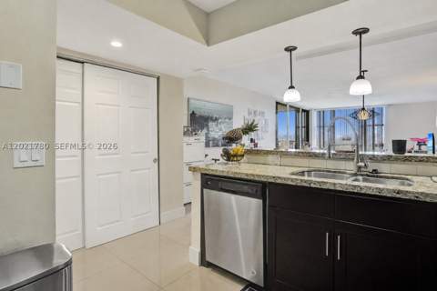 20335 W Country Club Dr 809, Aventura FL - photo 18 of 27