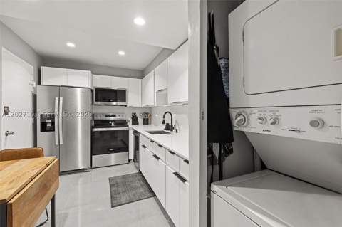 5001 Collins Ave 1E, Miami Beach FL - photo 13 of 24