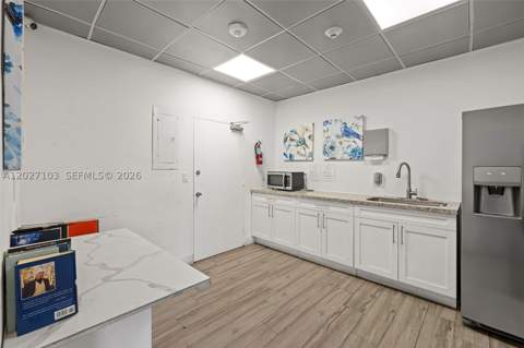 5001 Collins Ave 1E, Miami Beach FL - photo 19 of 24