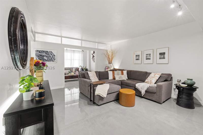 1 bedroom Condominium at 5001 Collins Ave 1E, Amd Pl Of First Ocean Fro, Miami Beach — photo 4