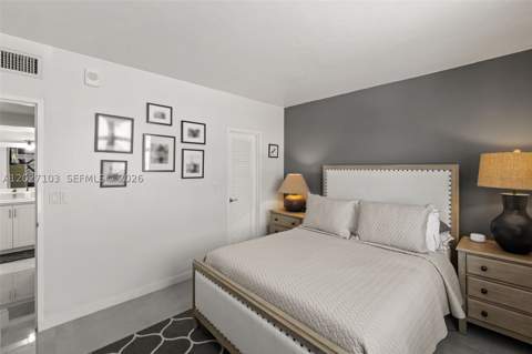 5001 Collins Ave 1E, Miami Beach FL - photo 8 of 24