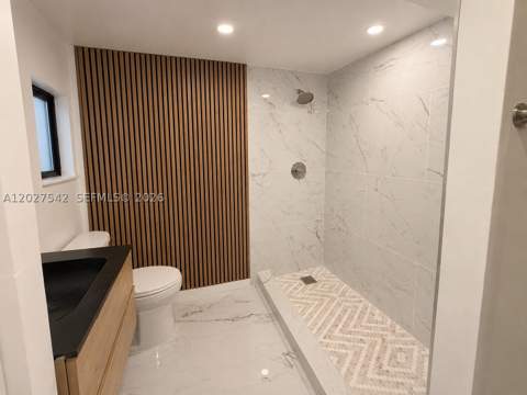 2627 NE 213th St, Miami FL - photo 10 of 14