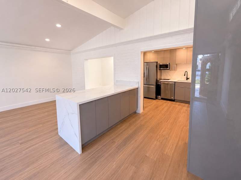 4 bedroom SingleFamilyResidence at 2627 NE 213th St, Biltmore Pk, Miami — photo 3