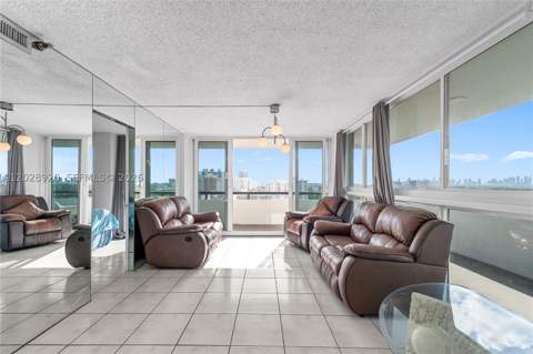 3200 Collins Ave 12-8, Miami Beach FL - photo 11 of 40