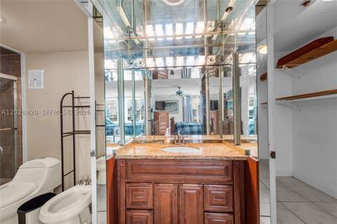 3200 Collins Ave 12-8, Miami Beach FL - photo 21 of 40