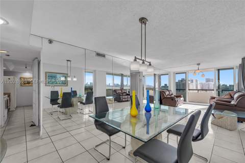 3200 Collins Ave 12-8, Miami Beach FL - photo 7 of 40
