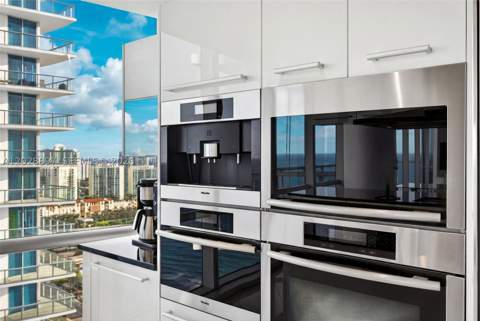 17121 Collins Ave 2601, Sunny Isles Beach FL - photo 9 of 55