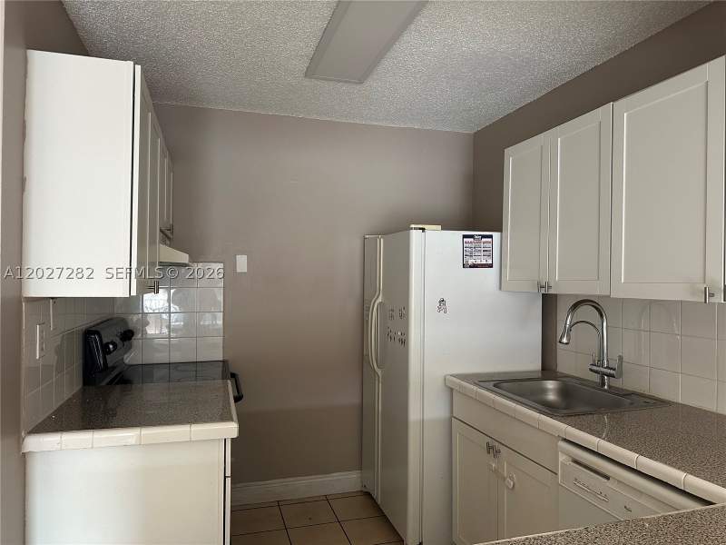 2 bedroom Condominium at 890 SW 129th Pl 208, University Trail Condo, Miami — photo 2