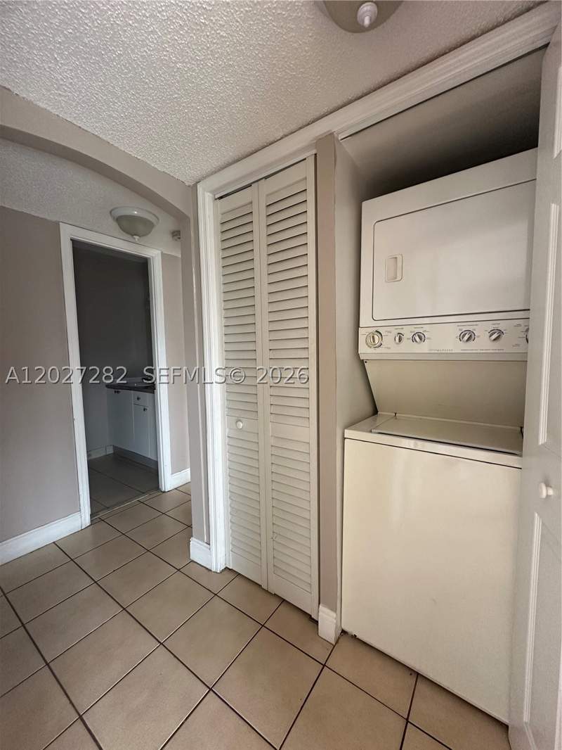 2 bedroom Condominium at 890 SW 129th Pl 208, University Trail Condo, Miami — photo 3