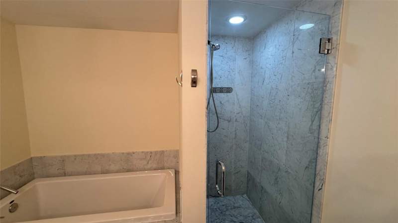 2 bedroom Condominium at 253 NE 2nd Street 3208, Vizcayne South Condo, Miami — photo 2