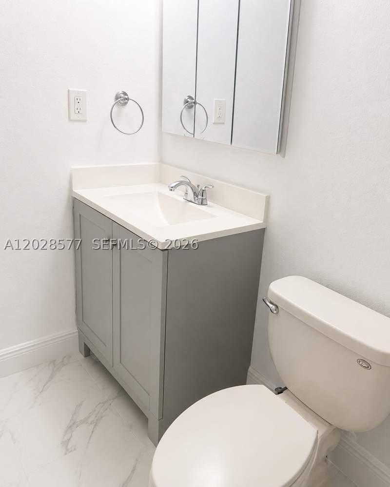 2 bedroom Condominium at 14311 N Kendall Dr 206A, Promenade At Kendale Lake, Miami — photo 5