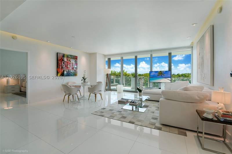 2 bedroom Condominium at 350 Ocean Dr 405N, Oceana Key Biscayne Condo, Key Biscayne — photo 2