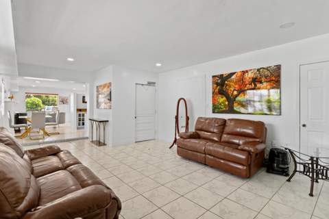 1450 W 37th Street, Hialeah FL - photo 14 of 66