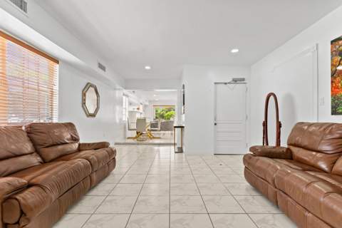 1450 W 37th Street, Hialeah FL - photo 15 of 66