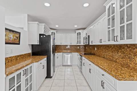 1450 W 37th Street, Hialeah FL - photo 23 of 66
