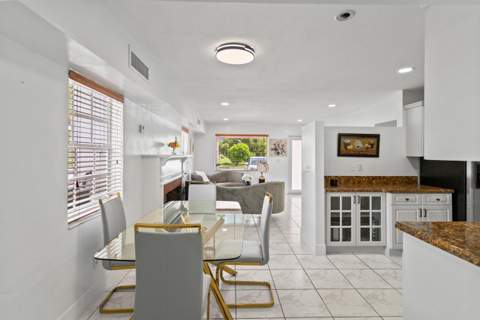 1450 W 37th Street, Hialeah FL - photo 8 of 66