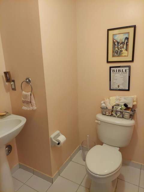2208 SE 24th Place, Homestead FL - photo 8 of 16