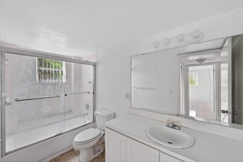 8363 Lake Drive 308, Doral FL - photo 11 of 11