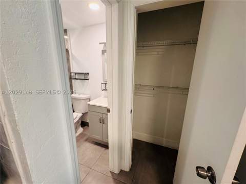 75 Washington Ave 10, Miami Beach FL - photo 7 of 9