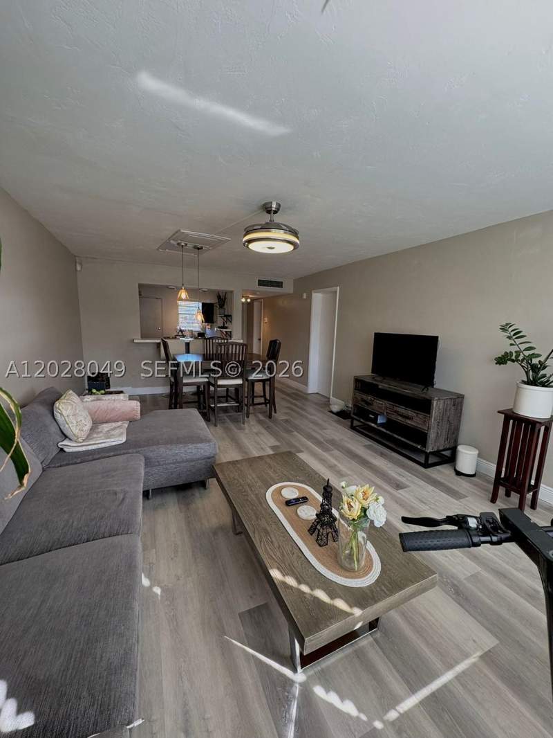 1 bedroom Condominium at 1530 NE 191st St 241, Third Horizons Condo, Miami — photo 3