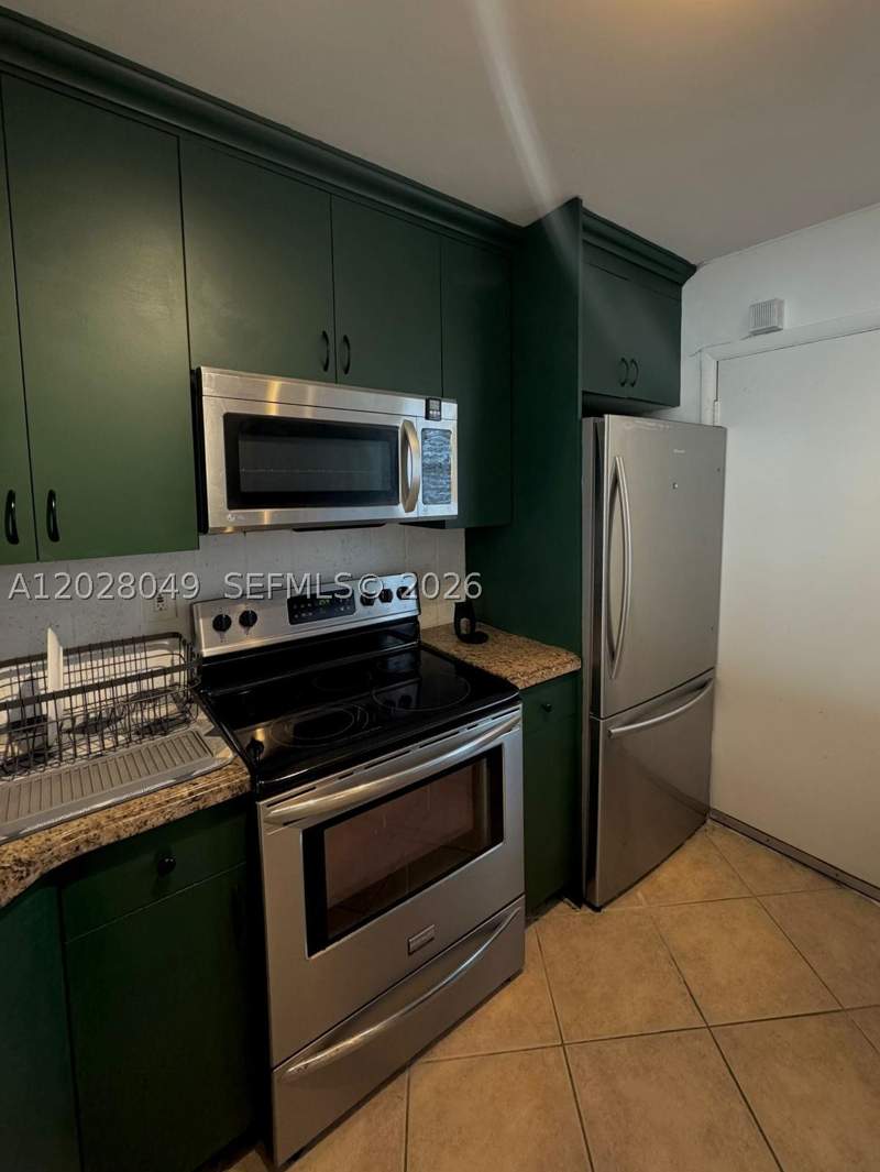 1 bedroom Condominium at 1530 NE 191st St 241, Third Horizons Condo, Miami — photo 5