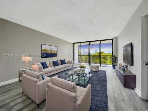 3475 N Country Club Dr 503, Aventura FL - photo 6 of 28