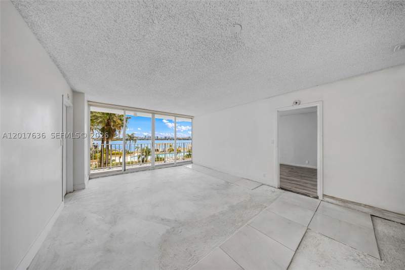 2 bedroom Condominium at 7601 E Treasure Dr 609, The Grandview Palace Cond, North Bay Village — photo 2