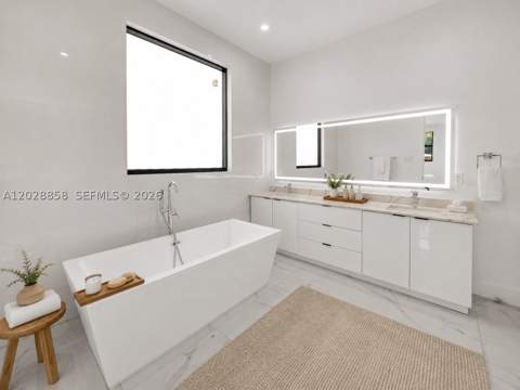 152 NW 165th St, Miami FL - photo 6 of 30