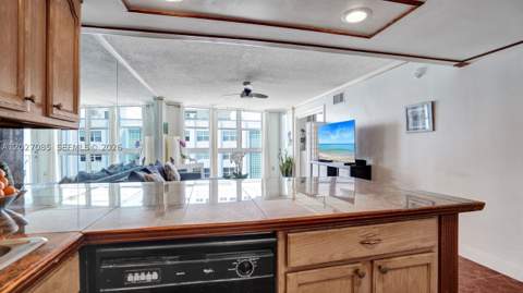 1228 West Ave 1404, Miami Beach FL - photo 12 of 43