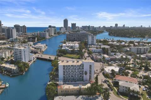 7133 Bay Dr 305, Miami Beach FL - photo 18 of 23