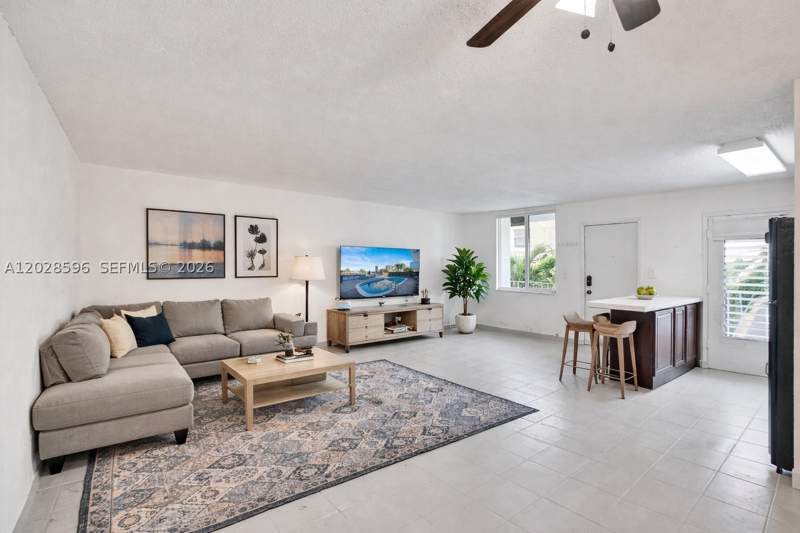 1 bedroom Condominium at 7133 Bay Dr 305, The Knightsbridge Condo, Miami Beach — photo 2