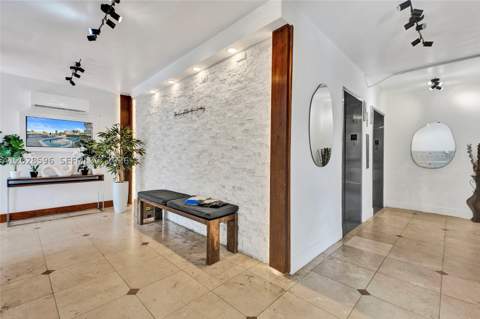 7133 Bay Dr 305, Miami Beach FL - photo 9 of 23