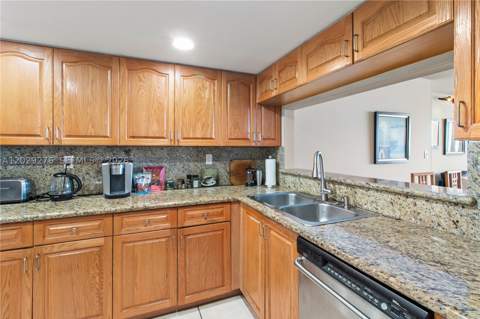 1717 N Bayshore Dr A-2837, Miami FL - photo 12 of 30